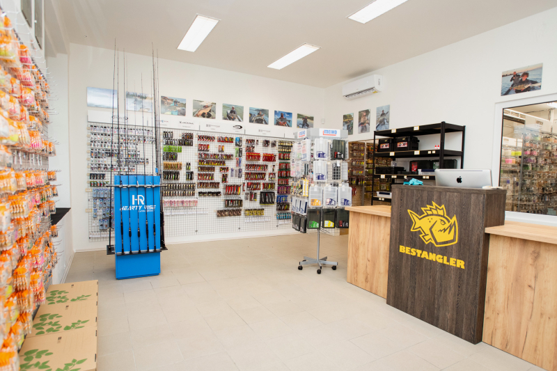 Contact & store Contact & store