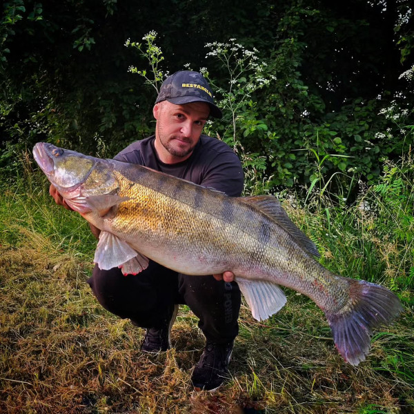 Instagram @thebestangler