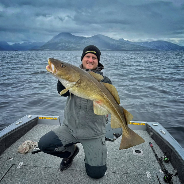 Instagram @thebestangler