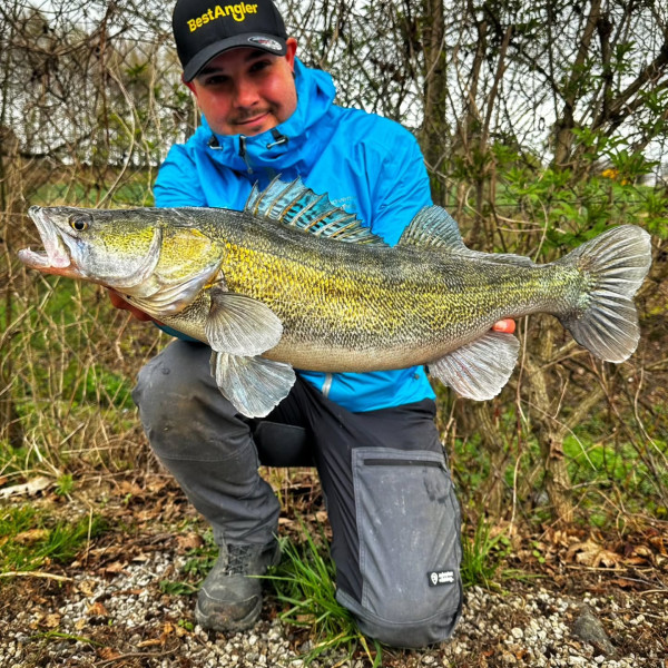 Instagram @thebestangler