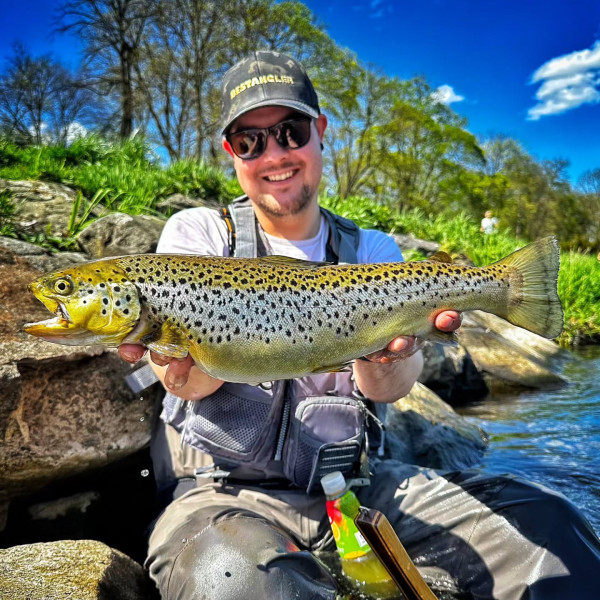 Instagram @thebestangler
